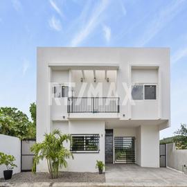Foto de casa en venta en andador destilado , buenos aires, bahía de banderas, nayarit, 27773621 No. 01