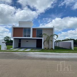 Foto de casa en venta en  , ángeles ixtacomitan, centro, tabasco, 28435277 No. 01