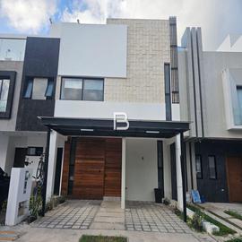 Foto de casa en venta en  , arbolada, benito juárez, quintana roo, 30954932 No. 01