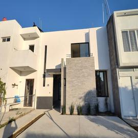 Foto de casa en venta en  , arboledas, manzanillo, colima, 0 No. 01