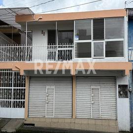Foto de casa en venta en argelia , jardines de cupatitzio, uruapan, michoacán de ocampo, 0 No. 01
