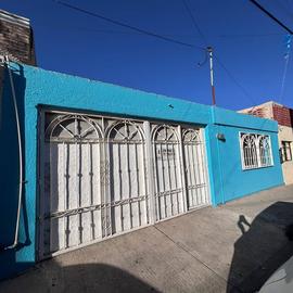 Foto de casa en venta en  , atlas, guadalajara, jalisco, 0 No. 01