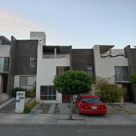 Foto de Casa en AV RESIDENCIAL DEL PARQUE 1110, Del Parque Residencial, El Marqués, Querétaro, 27785723