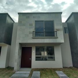 Foto principal de casa en renta en av. residencial del parque # 1141, del panteón 29341020.