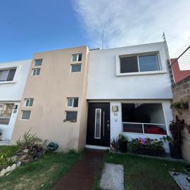 Foto principal de casa en venta en av sta rosa 26, barrio del calvario, 72704 san juan cuautlancingo, pue. # , quinta real 29915554.