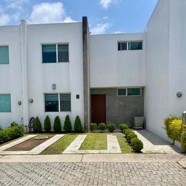 Foto de casa en renta en avenida aviacion , real del carmen, zapopan, jalisco, 28648352 No. 01