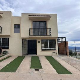 Foto de casa en renta en avenida cima serena , san jose del castillo, el salto, jalisco, 30786742 No. 01