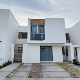 Foto de casa en renta en avenida de la paz , rancho santa mónica, aguascalientes, aguascalientes, 0 No. 01