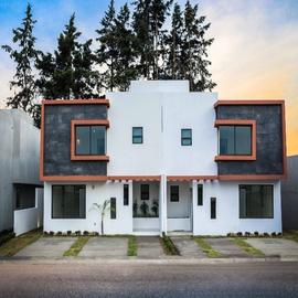 Foto de casa en venta en avenida deportiva 115, lázaro cárdenas, san josé del rincón, méxico, 0 No. 01