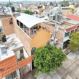 Foto de casa en venta en avenida heroe inmoral , jardines de casanueva, aguascalientes, aguascalientes, 30060311 No. 01