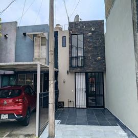 Foto de casa en venta en avenida jesus , santa margarita residencial, zapopan, jalisco, 30279211 No. 01