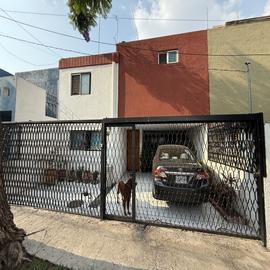 Foto de casa en renta en avenida jorge villaseñor , jardines alcalde, guadalajara, jalisco, 0 No. 01