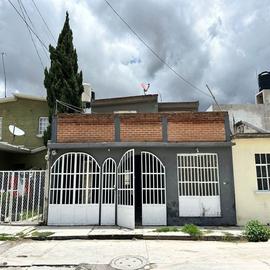 Foto de casa en renta en avenida jose maria morelos , miguel hidalgo, tepeapulco, hidalgo, 28303123 No. 01