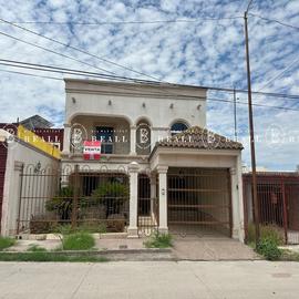 Foto de casa en venta en avenida margarita , flores del tepeyac, delicias, chihuahua, 30135905 No. 01