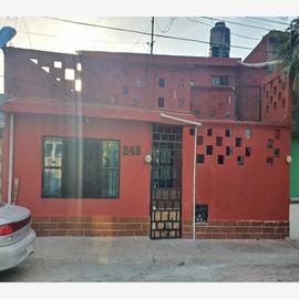 Foto de casa en venta en avenida novena 248, nazario s ortiz garza, saltillo, coahuila de zaragoza, 26789014 No. 01