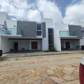 Foto de casa en venta en avenida o. oriente , canteras, tuxtla gutiérrez, chiapas, 30437769 No. 01