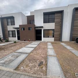 Foto de casa en venta en avenida paseo san gerardo , san gerardo, aguascalientes, aguascalientes, 0 No. 01