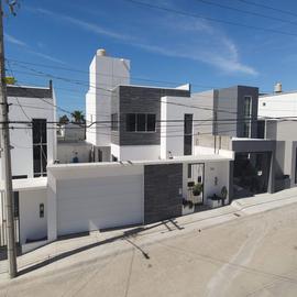 Foto de casa en venta en avenida rosa campos de bucardo , rosamar, playas de rosarito, baja california, 30851700 No. 01