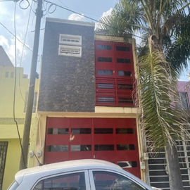 Foto de casa en venta en azcapotzalco , lomas de san pedrito, san pedro tlaquepaque, jalisco, 0 No. 01