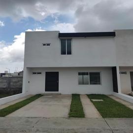 Foto de casa en venta en  , balcones de zamora, zamora, michoacán de ocampo, 30342825 No. 01