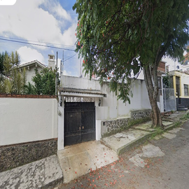 Foto de casa en venta en begonia , loma linda, cuernavaca, morelos, 31124296 No. 01