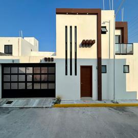 Foto de casa en venta en  , boca del río centro, boca del río, veracruz de ignacio de la llave, 0 No. 01