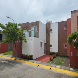 Foto de casa en venta en  , bonaterra, veracruz, veracruz de ignacio de la llave, 27142480 No. 01