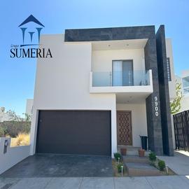 Foto de casa en venta en  , bosques del valle, chihuahua, chihuahua, 0 No. 01