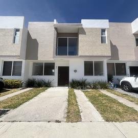 Foto de casa en renta en boulevard primavera , bosque valdepeñas, zapopan, jalisco, 0 No. 01