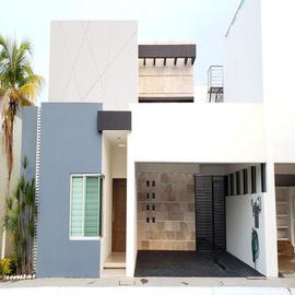 Foto de casa en venta en  , bugambilias, coatzacoalcos, veracruz de ignacio de la llave, 0 No. 01