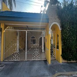 Foto de casa en venta en calle 12 , lucio blanco ampliación los pinos, ciudad madero, tamaulipas, 30143970 No. 01