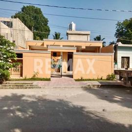 Foto de edificio en venta en calle 17 , gonzalo guerrero, bacalar, quintana roo, 0 No. 01