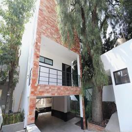 Foto de casa en venta en calle 1-c xochitepetl , valle de tepepan, tlalpan, df / cdmx, 0 No. 01