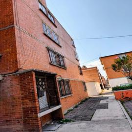 Foto de departamento en venta en calle 4 , infonavit c.t.m. san pablo tultepec, tultepec, méxico, 0 No. 01