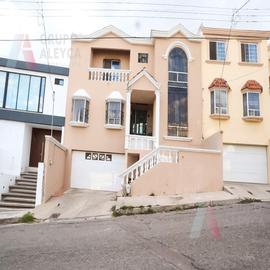Foto de casa en venta en  , campanario, chihuahua, chihuahua, 0 No. 01