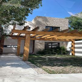 Foto de casa en renta en  , campestre, solidaridad, quintana roo, 26750224 No. 01
