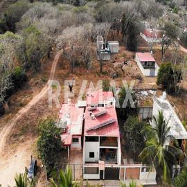 Foto de casa en venta en casa en el colorado, jal en calle miguel aleman , el colorado, puerto vallarta, jalisco, 28176803 No. 01