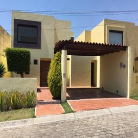 Foto de casa en renta en casa en renta en fraccionamiento fuentes de moratilla 0, fuentes de morillotla, puebla, puebla, 8922125 No. 01