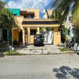 Foto de casa en venta en  , cataluña, solidaridad, quintana roo, 0 No. 01