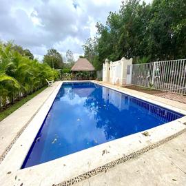 Foto de casa en venta en  , catania residencial, benito juárez, quintana roo, 30592984 No. 01