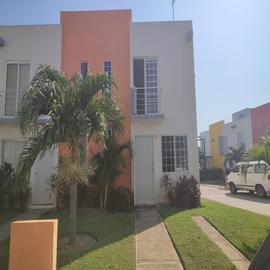 Foto de casa en renta en  , cayaco, acapulco de juárez, guerrero, 0 No. 01