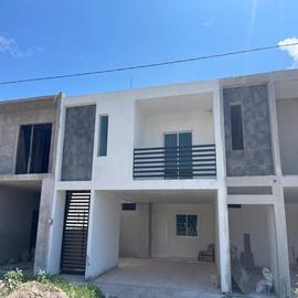 Foto de casa en venta en  , centro distrital de reinserción social, santiago papasquiaro, durango, 26249511 No. 01