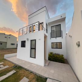 Foto de casa en venta en  , chapala centro, chapala, jalisco, 28009173 No. 01
