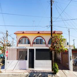 Foto de casa en venta en chirimoya , indeco, la paz, baja california sur, 0 No. 01