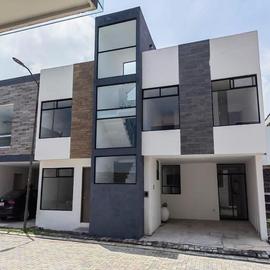 Foto de casa en venta en  , cholula de rivadabia centro, san pedro cholula, puebla, 30495154 No. 01