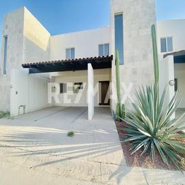 Foto de departamento en renta en circ. del desierto | country club , residencial palma real, torreón, coahuila de zaragoza, 4194337 No. 01