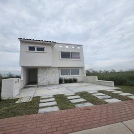 Foto de casa en venta en circuito fresno 701d libramiento celaya , ciudad maderas sur ii, apaseo el alto, guanajuato, 0 No. 01