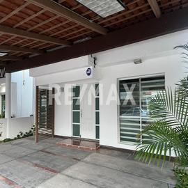 Foto de casa en renta en circuito la divina , villa san pedro, salamanca, guanajuato, 0 No. 01