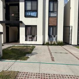 Foto de departamento en venta en circuito san remo , prados verdes, salamanca, guanajuato, 30843352 No. 01