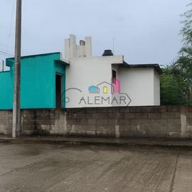 Foto de casa en venta en  , colinas de altamira, altamira, tamaulipas, 0 No. 01